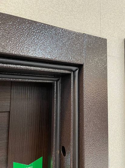 Входная дверь  